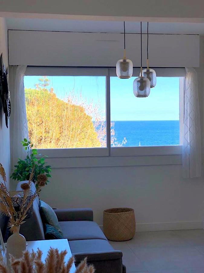 Superb With Sea View, 200m From