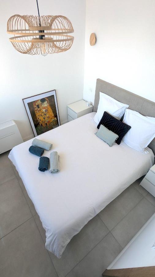 Apartment Superb With Sea View, 200m From *
