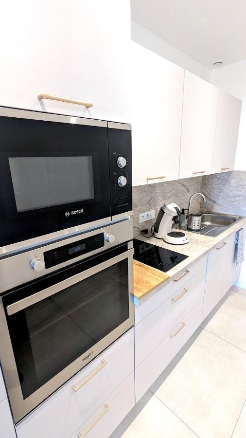 Superb With Sea View, 200m From Apartment *